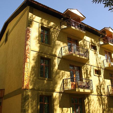 Pamir Alibaba Hotel Khorog Exterior foto